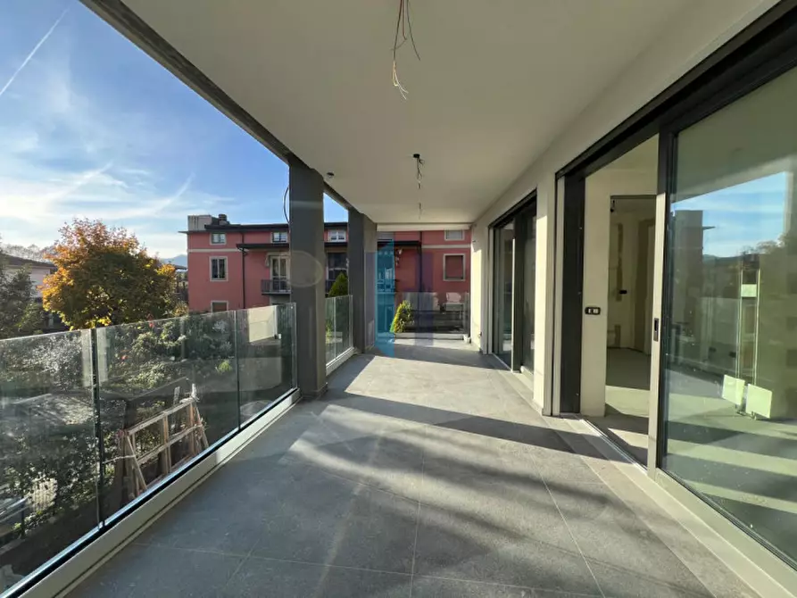 Immagine 3 di Appartamento in vendita  in Via Giuseppe Zola 36 a Brescia