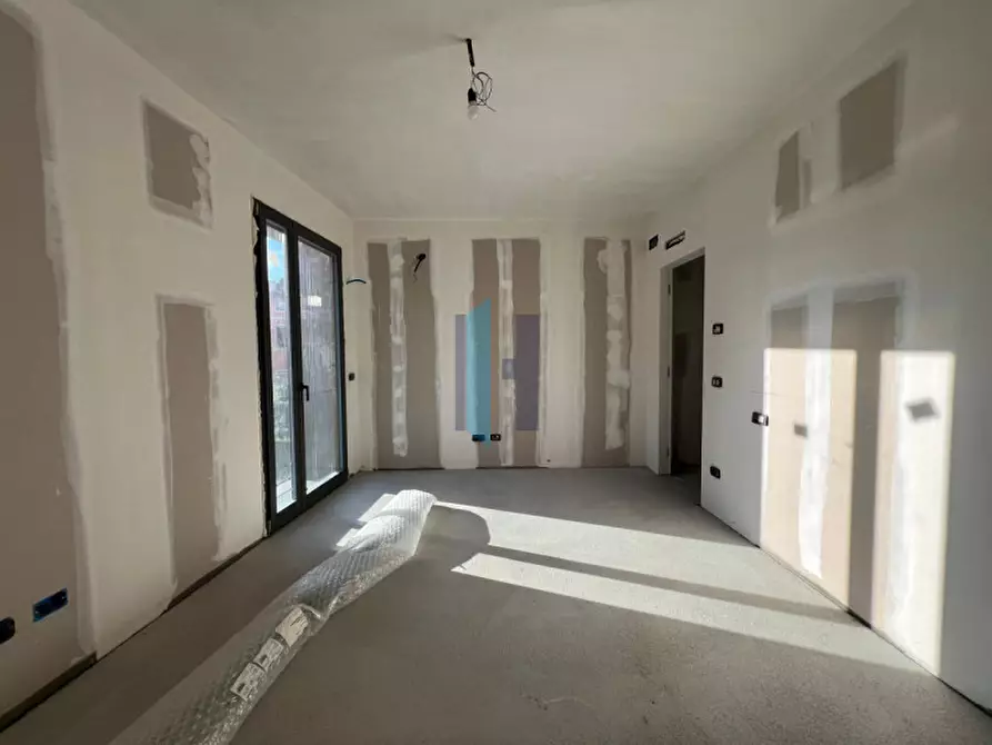 Immagine 11 di Appartamento in vendita  in Via Giuseppe Zola 36 a Brescia