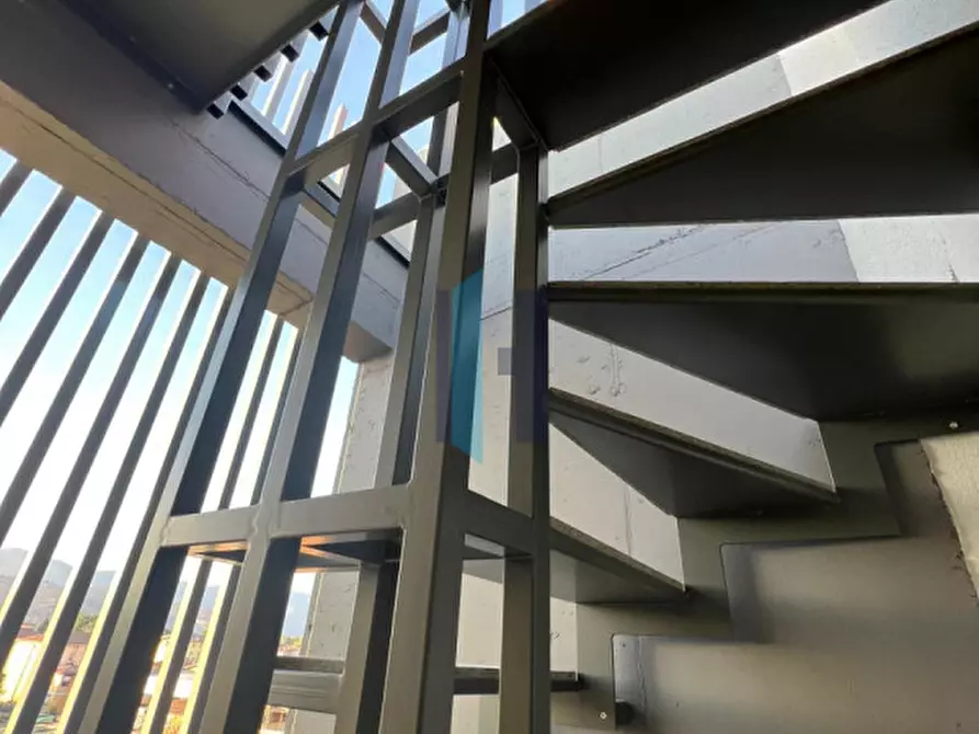 Immagine 42 di Appartamento in vendita  in Via Giuseppe Zola 36 a Brescia