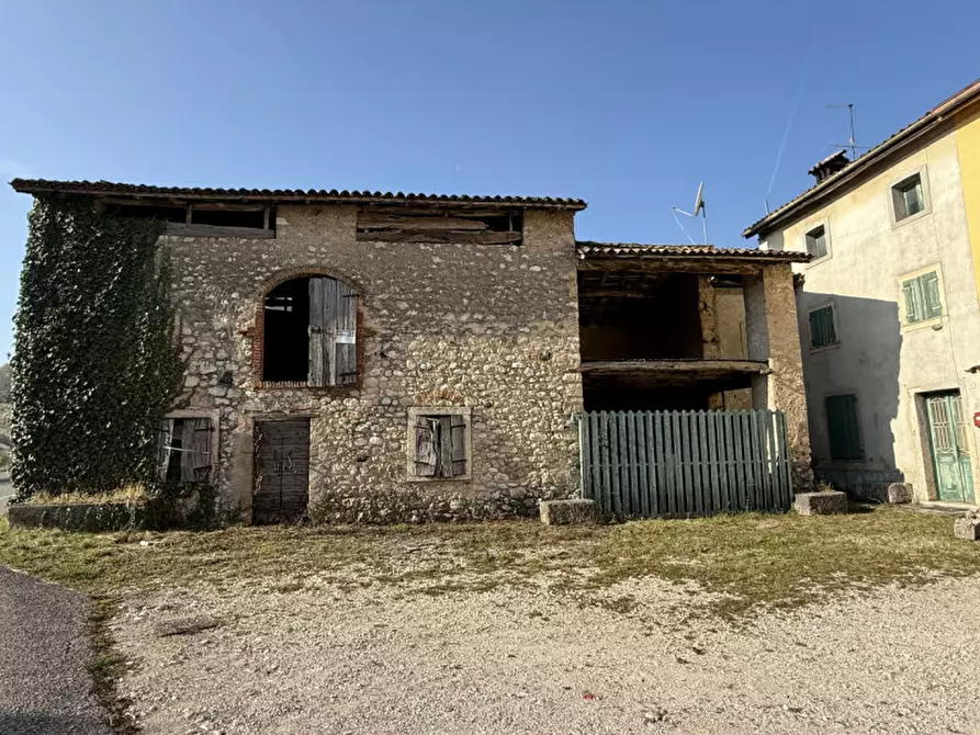 Immagine 1 di Rustico / casale in vendita  a Badia Calavena