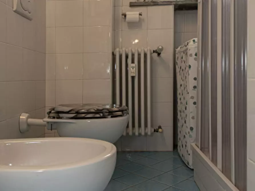 Immagine 15 di Appartamento in vendita  in Via San Marino 50 a Torino