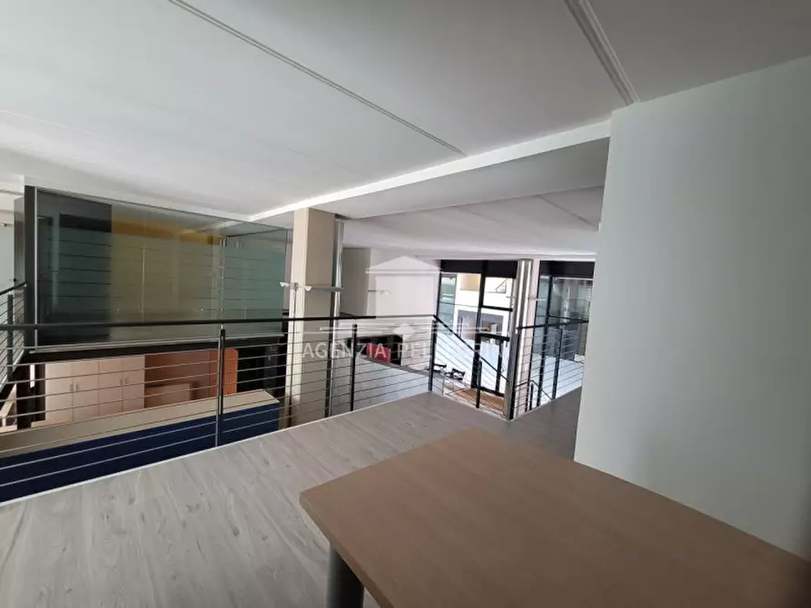 Immagine 10 di Ufficio in vendita  in Via Divisione Folgore a Vicenza