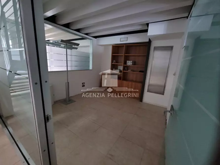 Immagine 12 di Ufficio in vendita  in Via Divisione Folgore a Vicenza