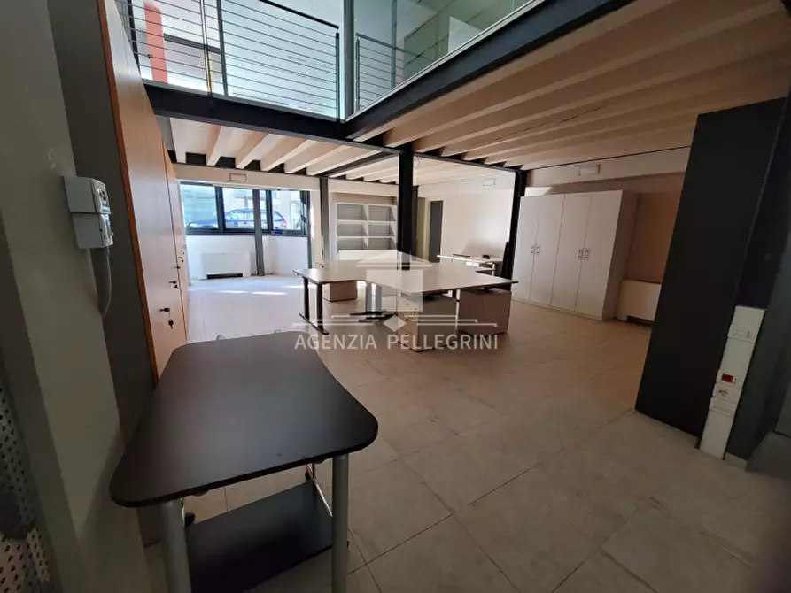 Immagine 14 di Ufficio in vendita  in Via Divisione Folgore a Vicenza