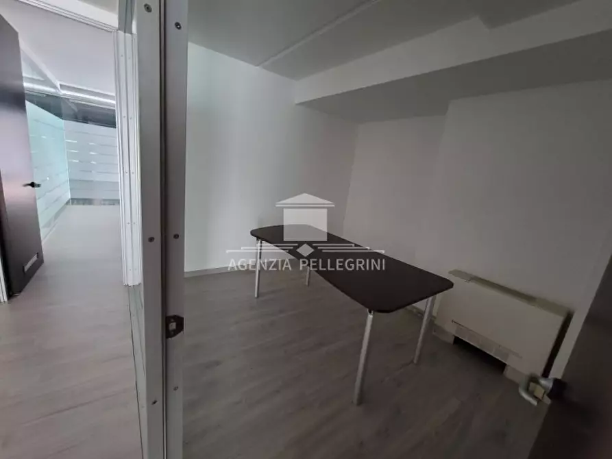 Immagine 18 di Ufficio in vendita  in Via Divisione Folgore a Vicenza