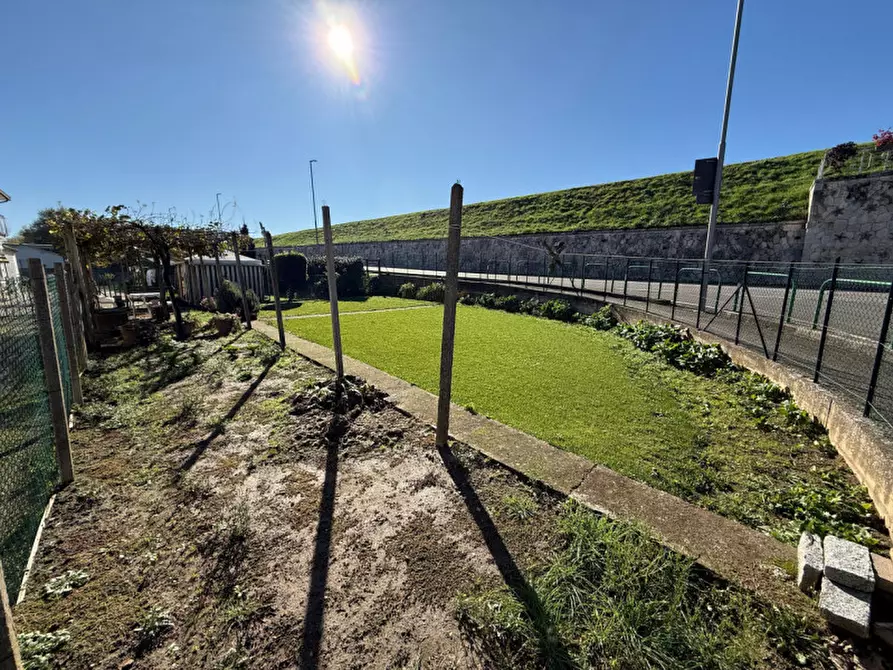 Immagine 12 di Villetta a schiera in vendita  in VIA DANTE ALIGHIERI a Roveredo Di Gua'