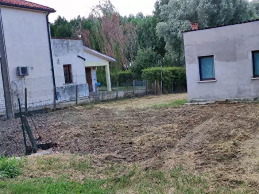 Immagine 2 di Rustico / casale in vendita  in via Comuna 18 a Este