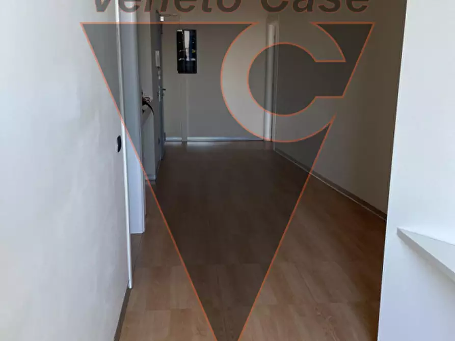 Immagine 6 di Ufficio in vendita  in Corso Stati Uniti a Padova