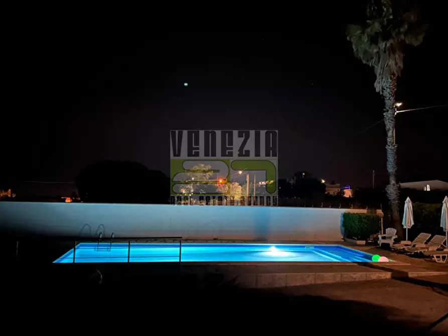 Immagine 6 di Villa in vendita  in Avola Antica a Avola