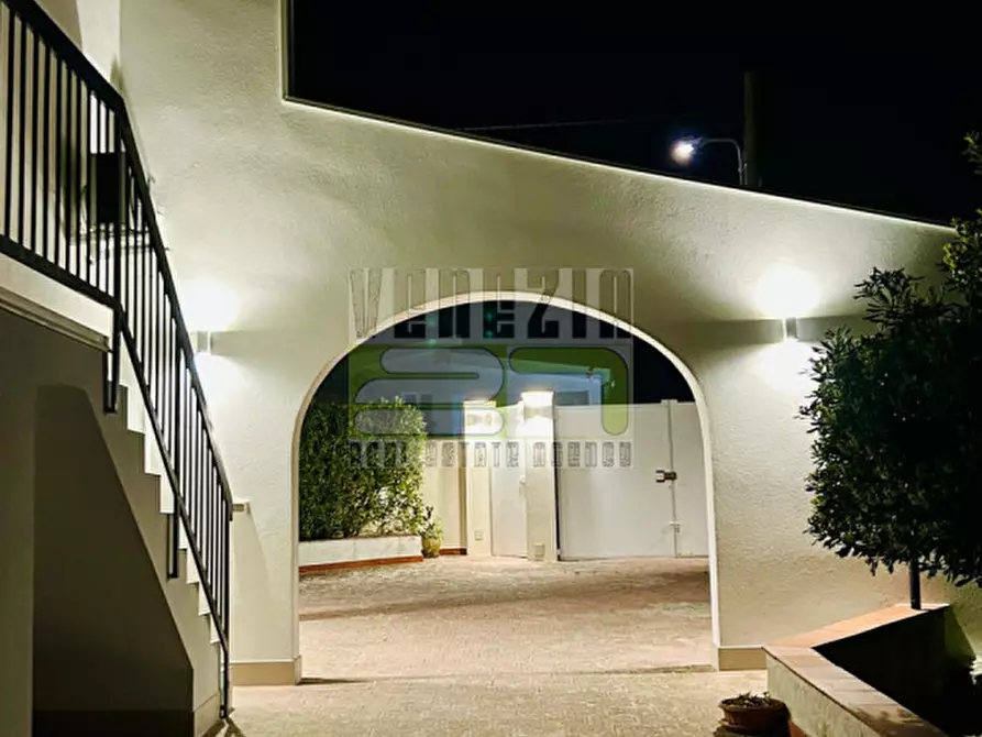 Immagine 23 di Villa in vendita  in Avola Antica a Avola