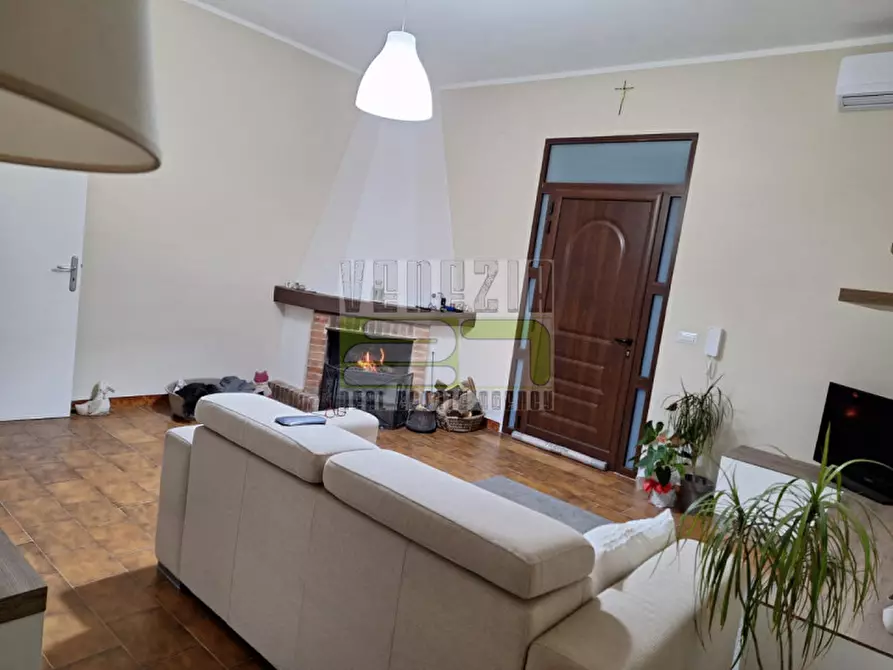 Immagine 28 di Villa in vendita  in Avola Antica a Avola