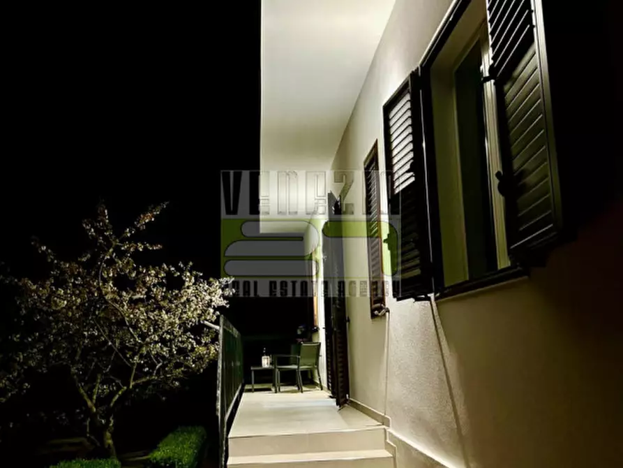 Immagine 30 di Villa in vendita  in Avola Antica a Avola