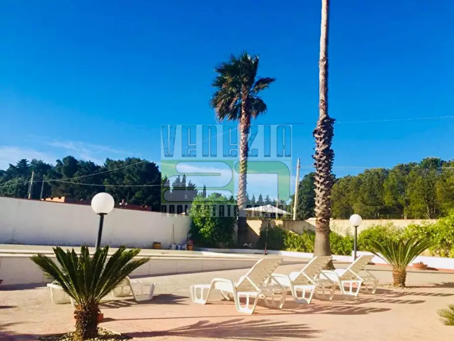 Immagine 37 di Villa in vendita  in Avola Antica a Avola