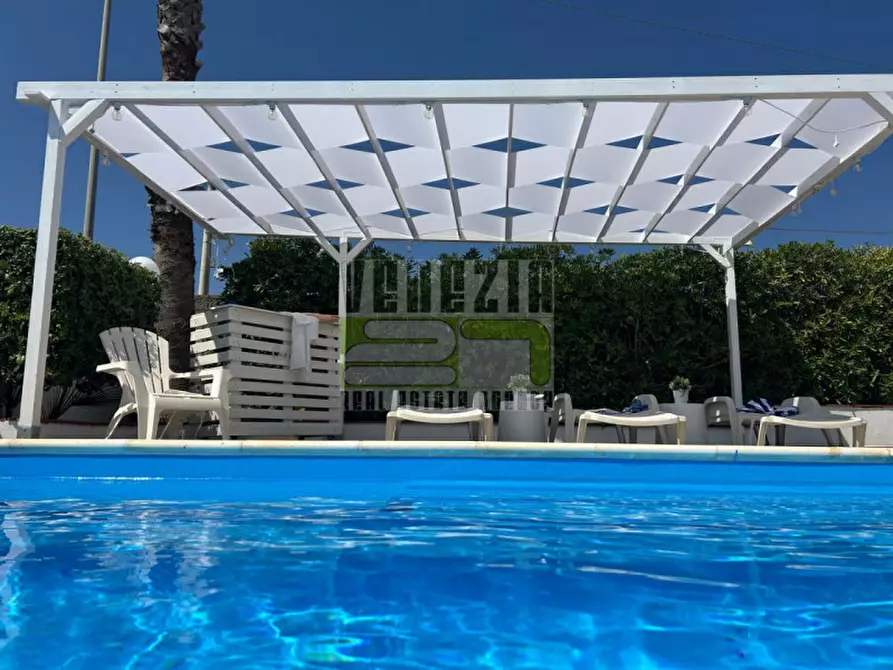 Immagine 44 di Villa in vendita  in Avola Antica a Avola