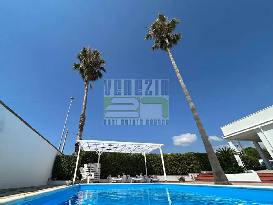 Immagine 45 di Villa in vendita  in Avola Antica a Avola