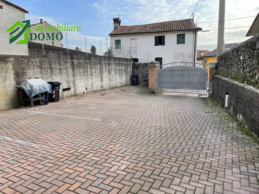 Immagine 21 di Appartamento in vendita  in santorso a Santorso