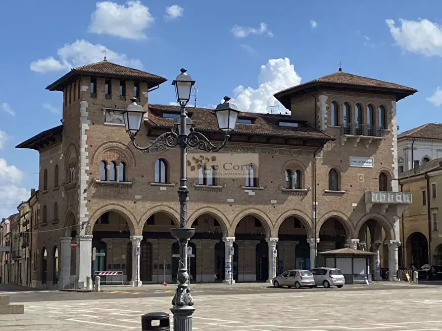 Immagine 1 di Appartamento in vendita  a Montagnana