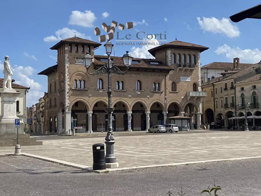 Immagine 27 di Appartamento in vendita  a Montagnana