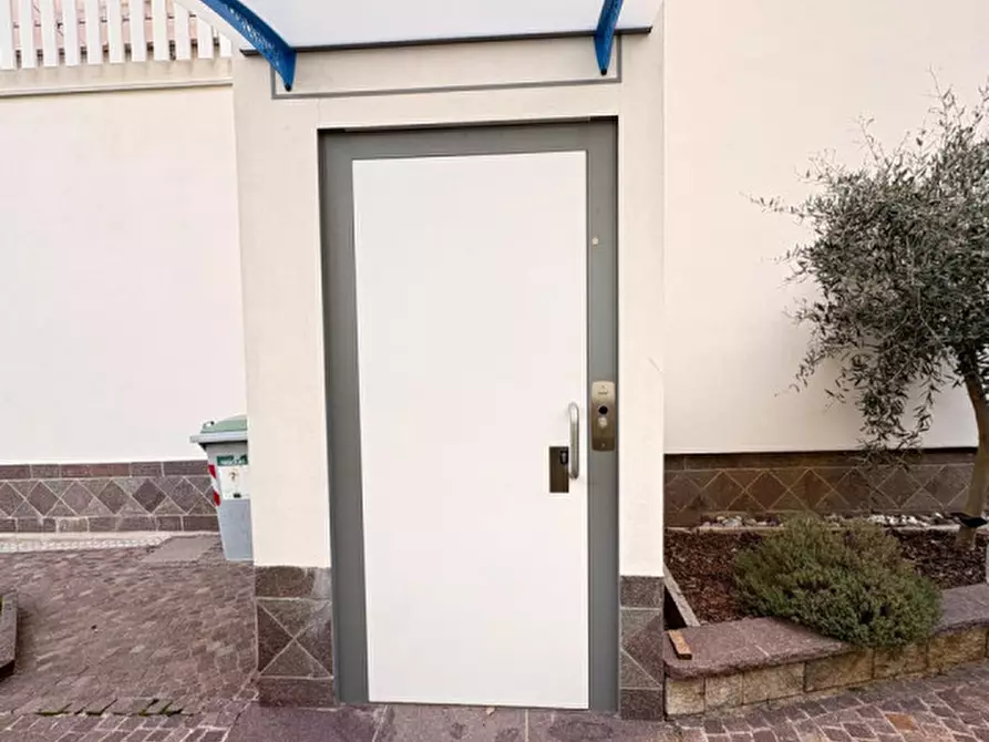 Immagine 4 di Appartamento in vendita  in Via della Madonna dei Prati a Trento