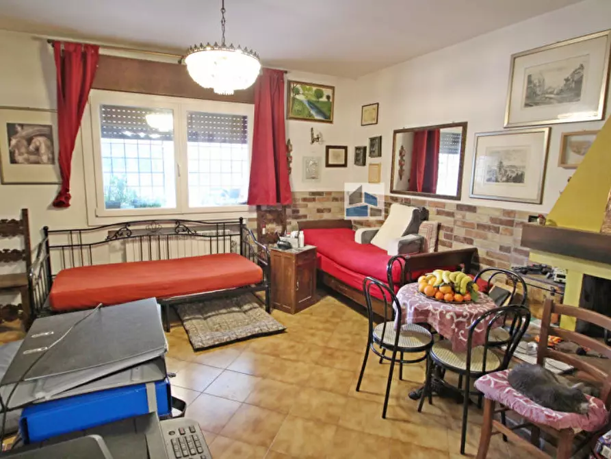 Immagine 2 di Casa trifamiliare in vendita  in Via Campania a Martellago