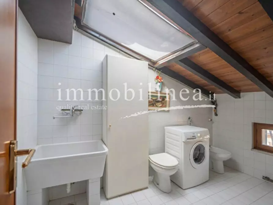 Immagine 20 di Appartamento in vendita  in Via calle 2 a Lazise