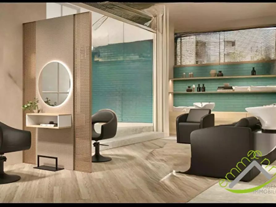 Immagine 1 di Negozio in vendita  in Via Antonio Gramsci a Mira