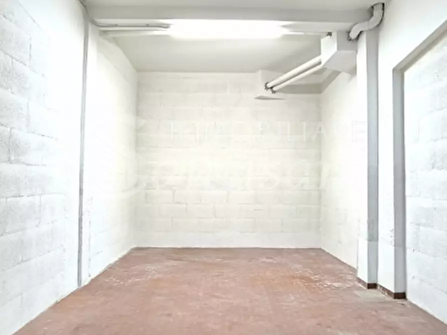 Immagine 19 di Garage in affitto  in Via di Novoli a Firenze