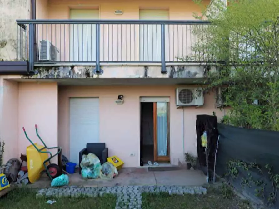Immagine 2 di Villetta a schiera in vendita  in Vicolo Rive dei Cuoi, 43 a Fontanafredda