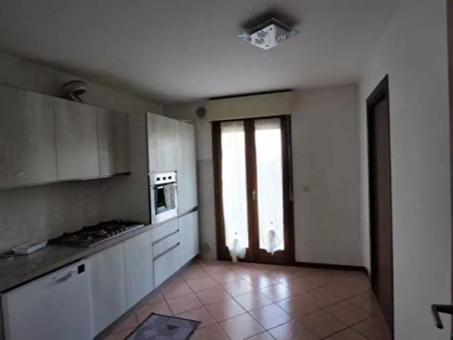 Immagine 5 di Villetta a schiera in vendita  in Vicolo Rive dei Cuoi, 43 a Fontanafredda