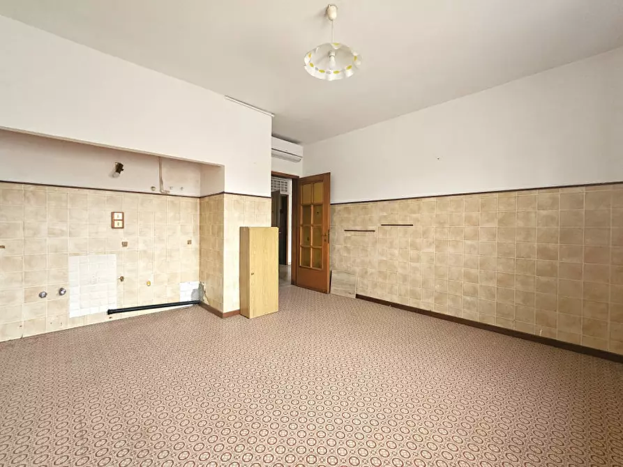 Immagine 5 di Appartamento in vendita  in Piazza Armando Diaz 10 Limena a Limena