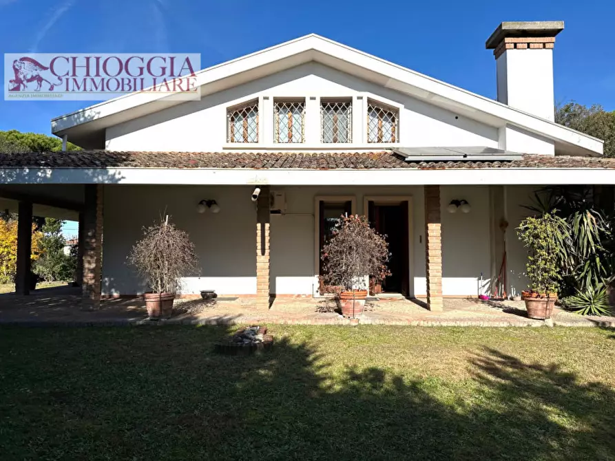 Immagine 3 di Villa in vendita  in VIA TORINO 14 a Porto Viro