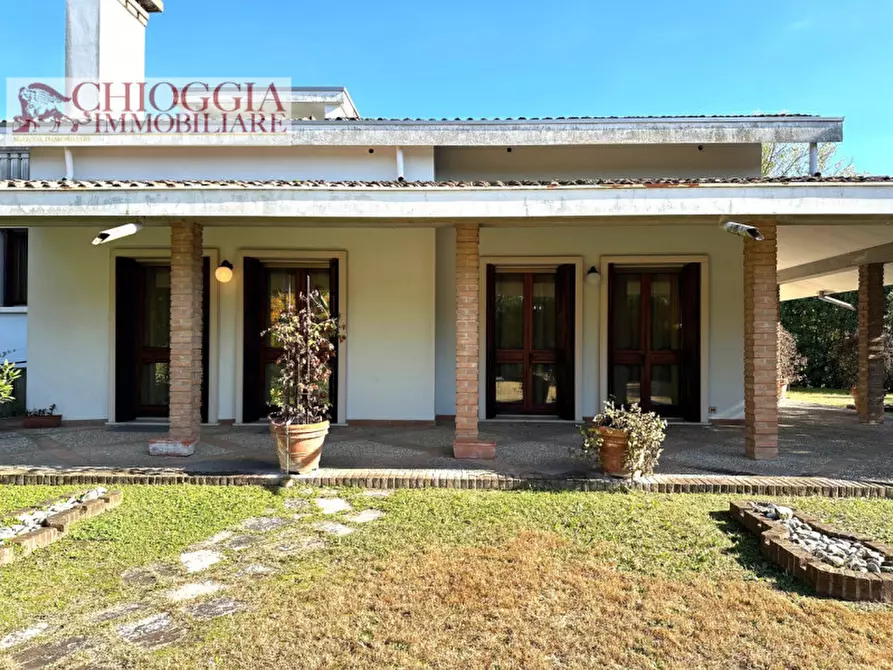 Immagine 4 di Villa in vendita  in VIA TORINO 14 a Porto Viro