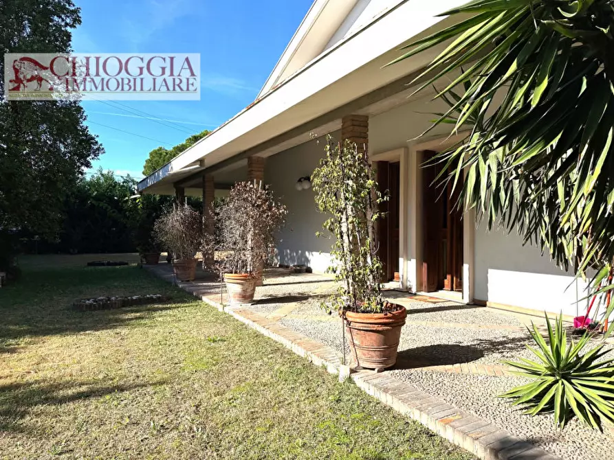 Immagine 6 di Villa in vendita  in VIA TORINO 14 a Porto Viro