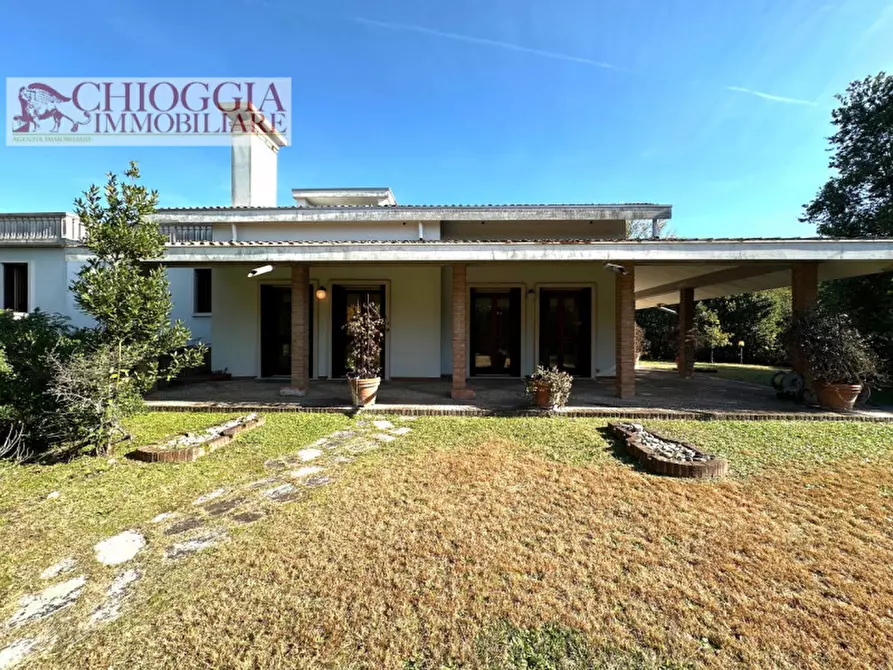 Immagine 7 di Villa in vendita  in VIA TORINO 14 a Porto Viro