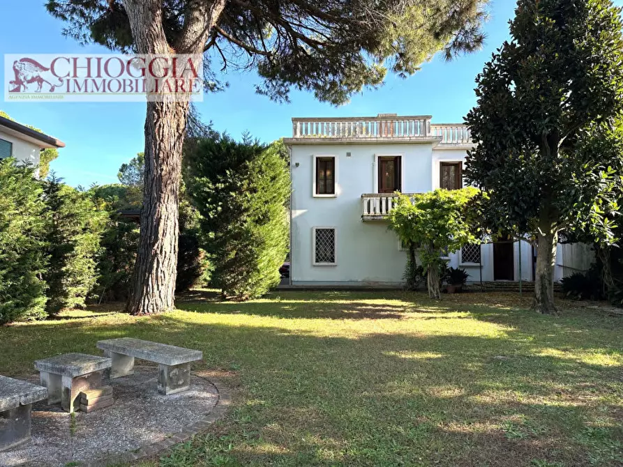 Immagine 10 di Villa in vendita  in VIA TORINO 14 a Porto Viro