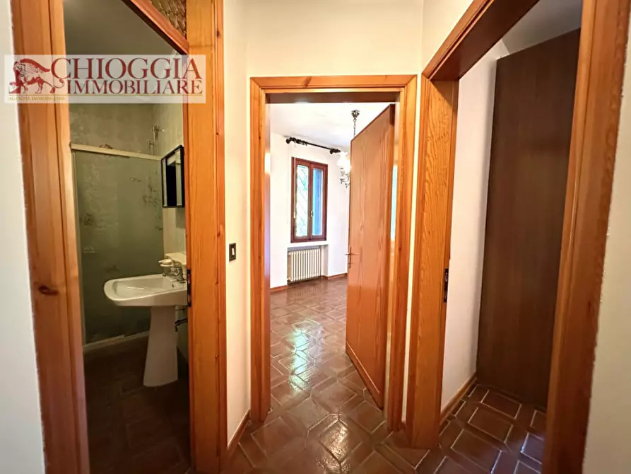 Immagine 38 di Villa in vendita  in VIA TORINO 14 a Porto Viro