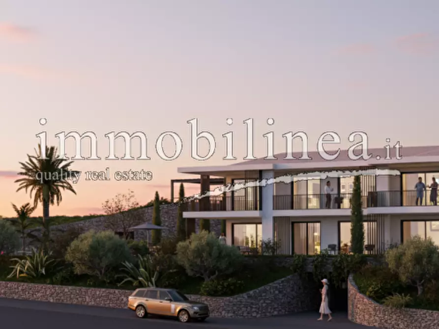 Immagine 4 di Appartamento in vendita  in via san zeno a Torri Del Benaco