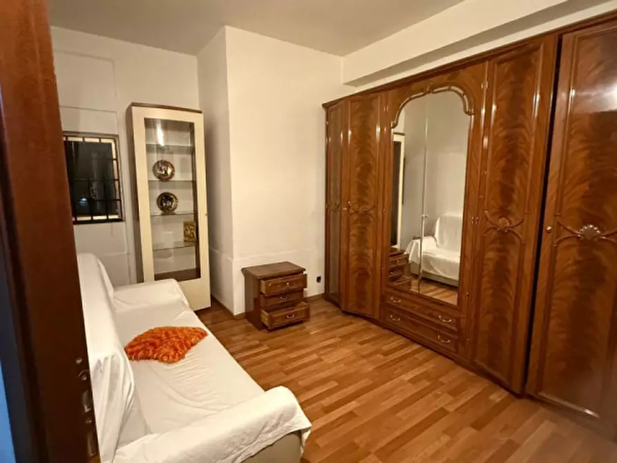 Immagine 5 di Appartamento in affitto  in via rudiano a Roma