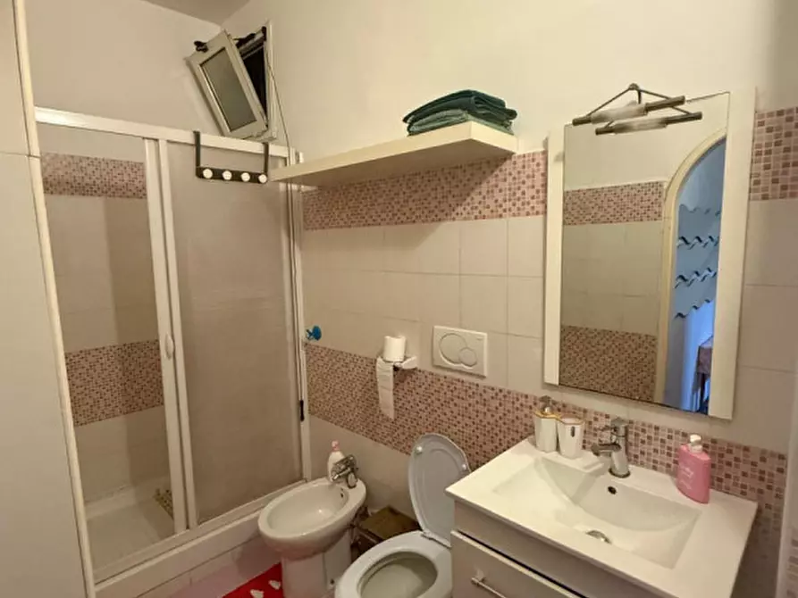 Immagine 12 di Appartamento in affitto  in via rudiano a Roma