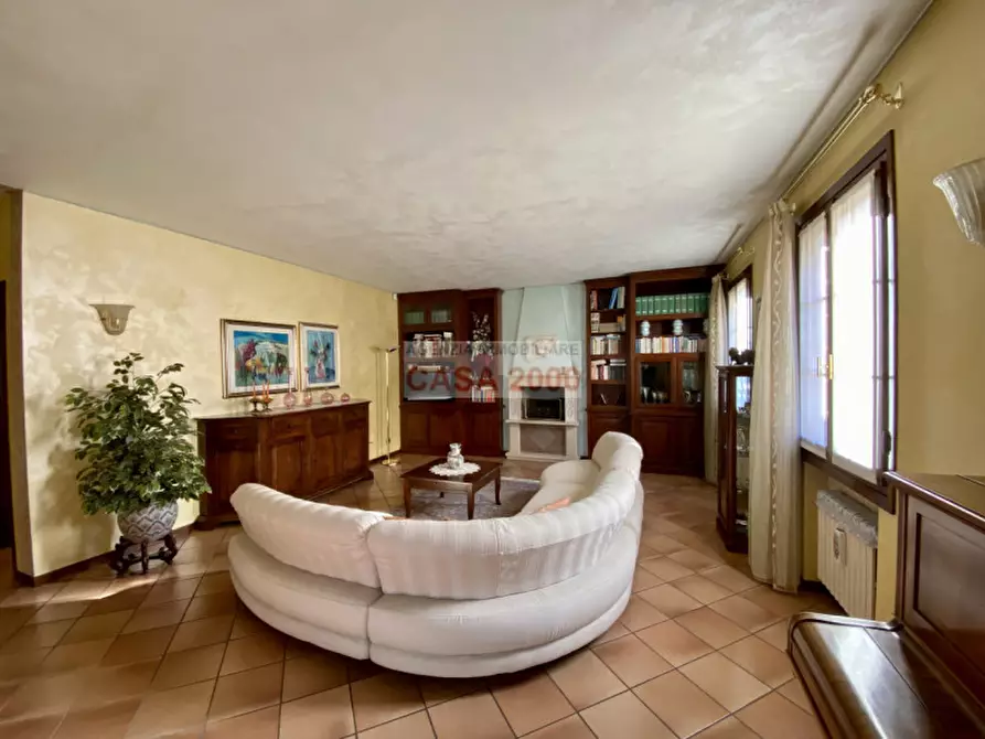 Immagine 8 di Villa in vendita  a Cittadella