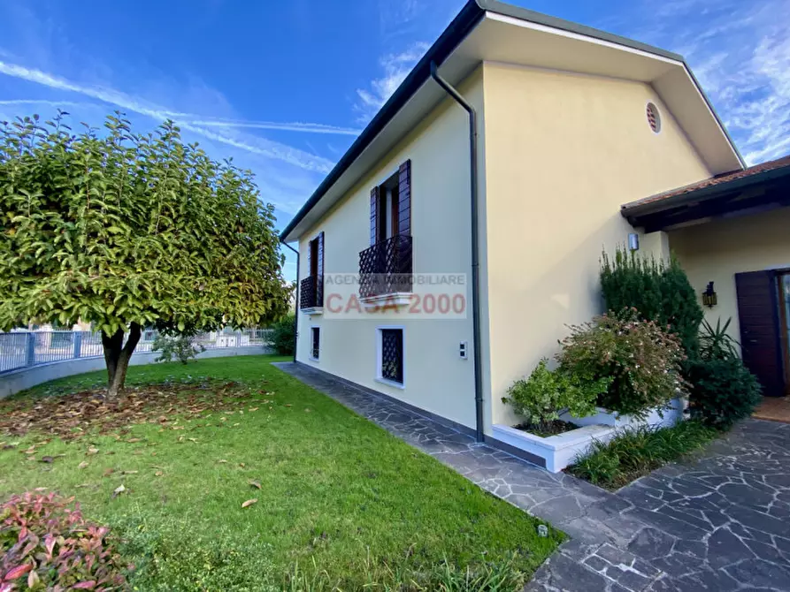 Immagine 23 di Villa in vendita  a Cittadella