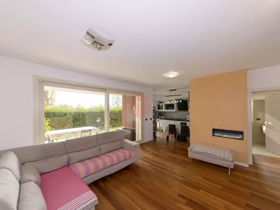 Immagine 1 di Appartamento in vendita  in Viale Belgio 1/A a Melzo