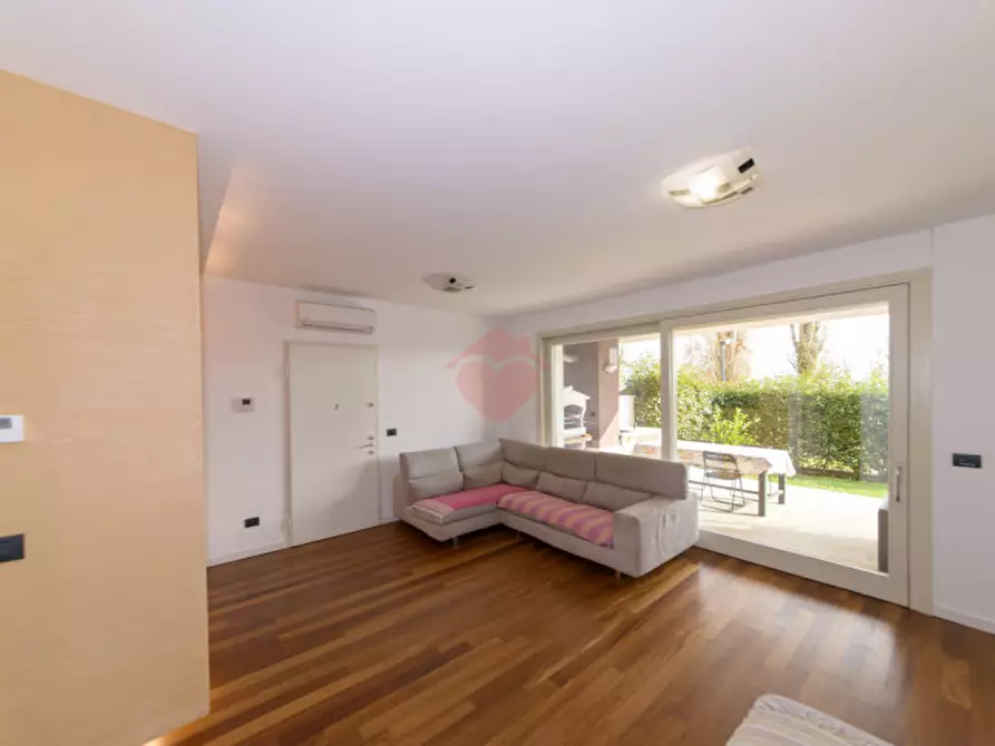 Immagine 4 di Appartamento in vendita  in Viale Belgio 1/A a Melzo