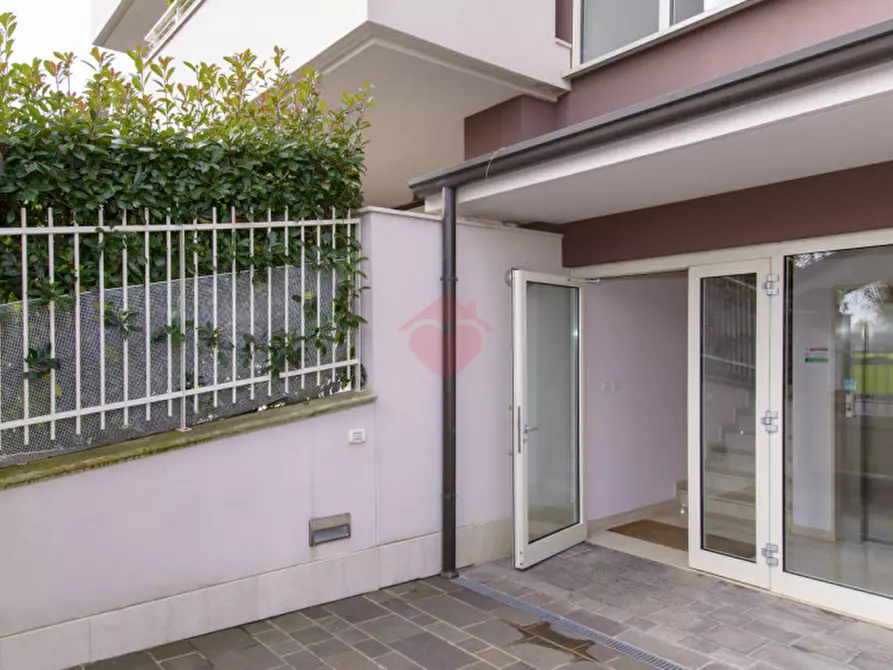 Immagine 54 di Appartamento in vendita  in Viale Belgio 1/A a Melzo