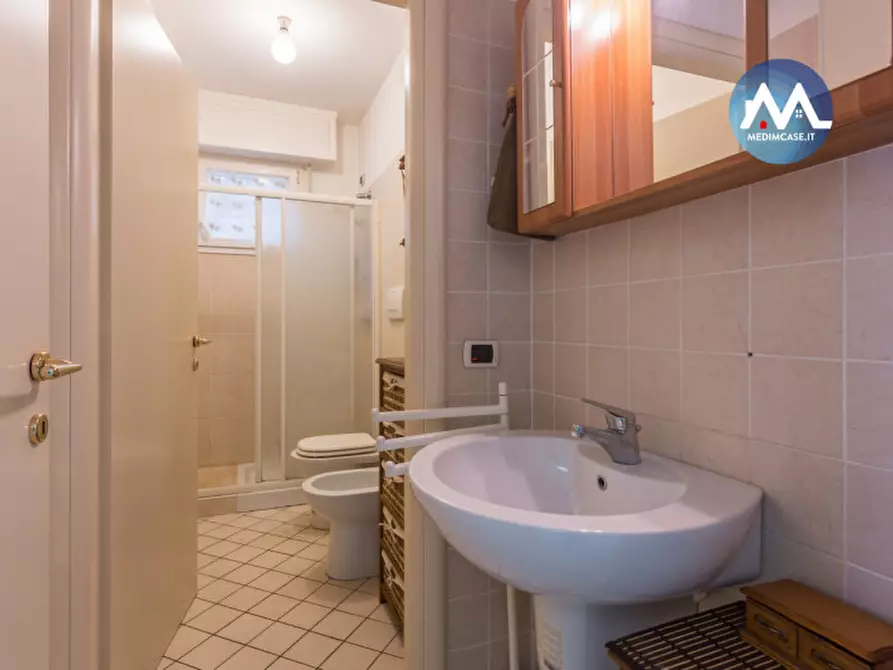 Immagine 8 di Appartamento in vendita  in Via Cuneo a Cattolica