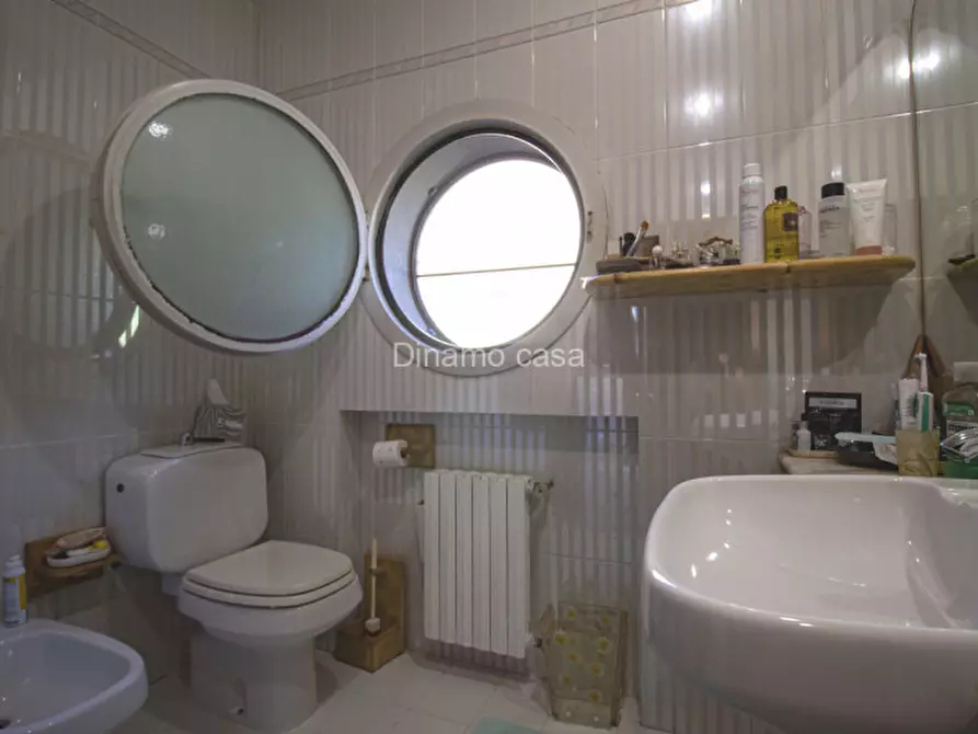 Immagine 31 di Villa in vendita  a Prato