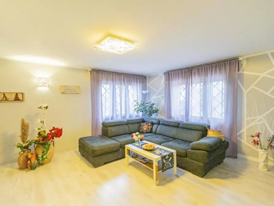 Immagine 7 di Casa bifamiliare in vendita  in Vicolo Giarre, 9 a Abano Terme