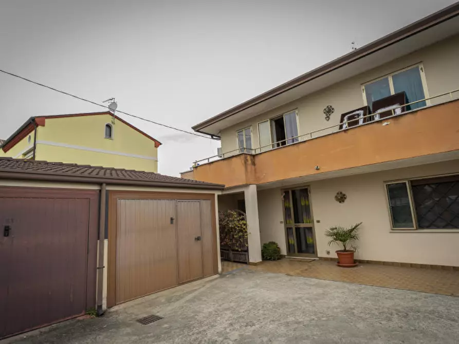 Immagine 26 di Casa bifamiliare in vendita  in Vicolo Giarre, 9 a Abano Terme