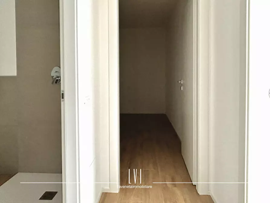 Immagine 13 di Appartamento in vendita  in Via Giacomo Leopardi 17 a Jesolo