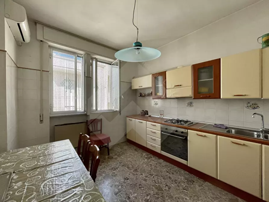 Immagine 2 di Casa indipendente in vendita  a Andria